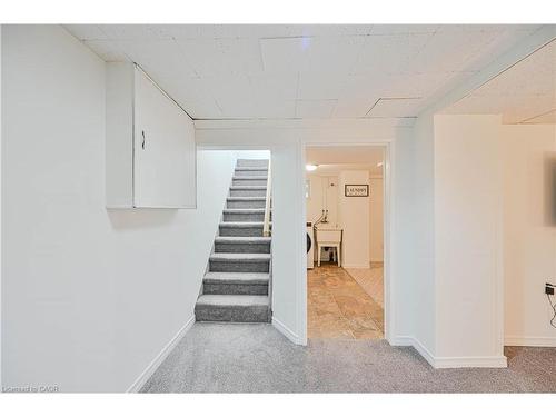 19 Temple Road, Georgetown, ON - Indoor Photo Showing Other Room