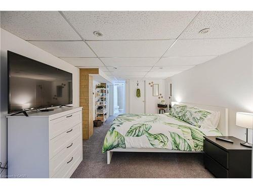 19 Temple Road, Georgetown, ON - Indoor Photo Showing Bedroom