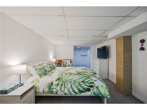 19 Temple Road, Georgetown, ON - Indoor Photo Showing Bedroom