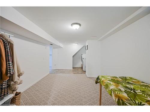 19 Temple Road, Georgetown, ON - Indoor Photo Showing Other Room