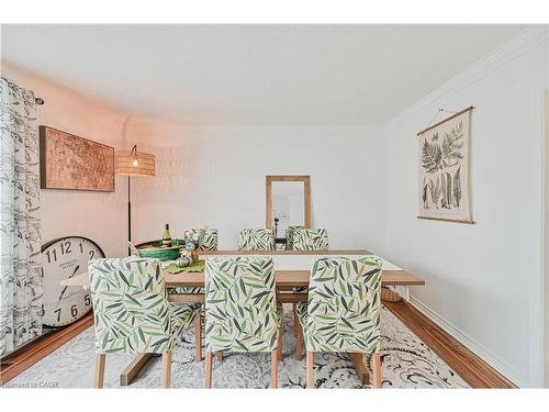 19 Temple Road, Georgetown, ON - Indoor Photo Showing Dining Room