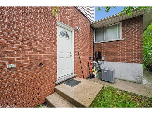 155 University Avenue E, Waterloo, ON 