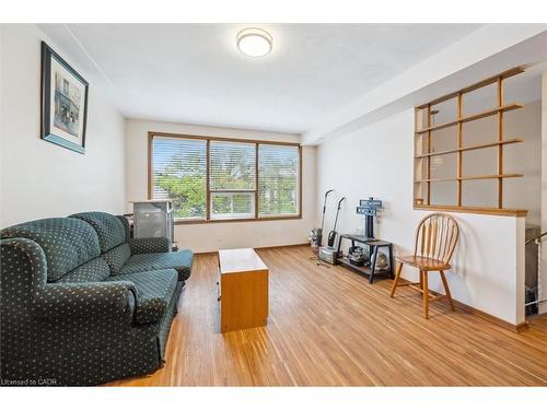 155 University Avenue E, Waterloo, ON 