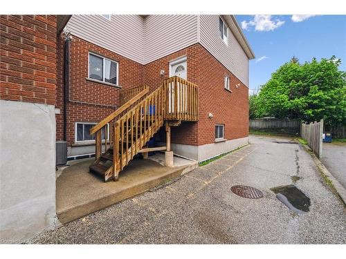 155 University Avenue E, Waterloo, ON 