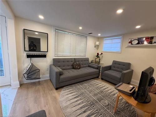 643 West 5Th Street, Hamilton, ON - Indoor Photo Showing Other Room