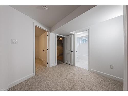 224 West 16Th Street, Hamilton, ON - Indoor Photo Showing Other Room