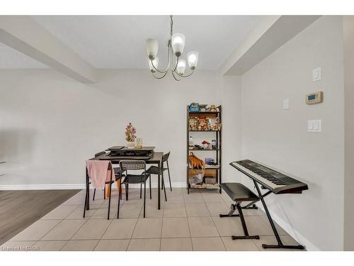 129 Templewood Drive, Kitchener, ON - Indoor Photo Showing Other Room