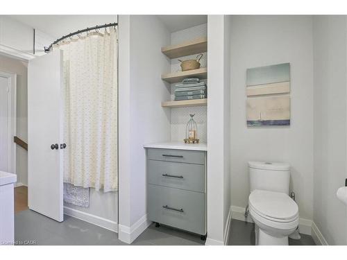 478 Donegal Drive, Burlington, ON - Indoor Photo Showing Bathroom