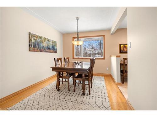 212 Winfield Avenue, Waterloo, ON - Indoor Photo Showing Dining Room