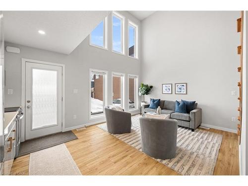 1242 King Street E, Kitchener, ON - Indoor