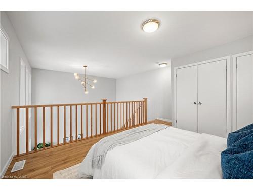 1242 King Street E, Kitchener, ON - Indoor Photo Showing Bedroom