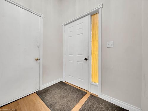 125 Stonyburn Crescent, Cambridge, ON - Indoor Photo Showing Other Room