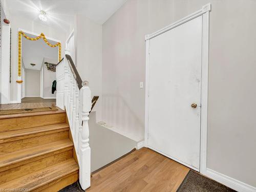 125 Stonyburn Crescent, Cambridge, ON - Indoor Photo Showing Other Room