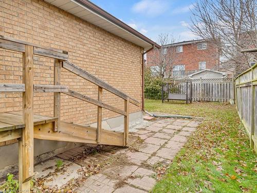 125 Stonyburn Crescent, Cambridge, ON - Outdoor