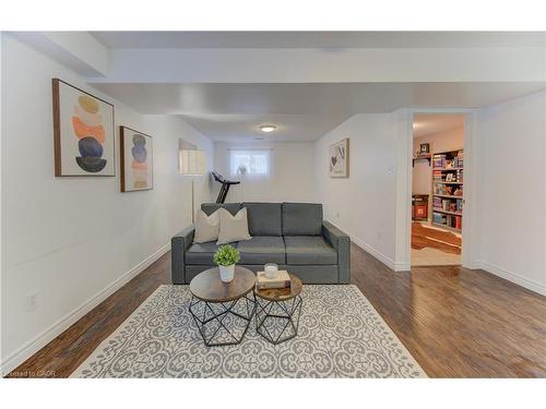 430 Bankside Crescent, Kitchener, ON - Indoor