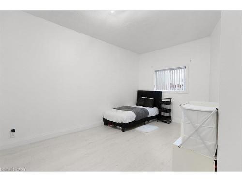 39 Division Street, Hamilton, ON - Indoor Photo Showing Other Room