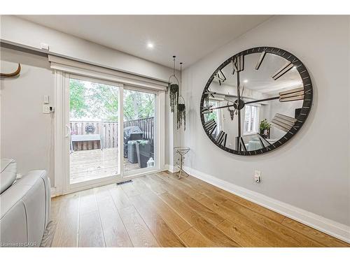 5-4201 Longmoor Drive, Burlington, ON - Indoor Photo Showing Other Room