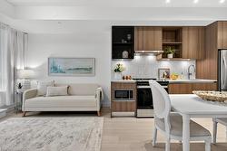 418-405 Dundas Street W Oakville, ON L6M 4M2