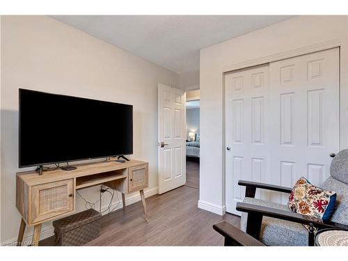 43 Summerhill Crescent, Kitchener, ON - Indoor