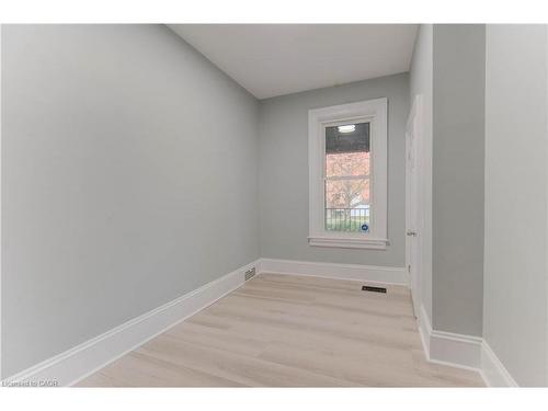 22 Cathay Street, Cambridge, ON - Indoor Photo Showing Other Room