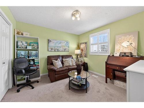 8316 Twenty Road E, Hamilton, ON - Indoor Photo Showing Other Room