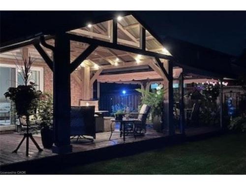 8316 Twenty Road E, Hamilton, ON - Outdoor