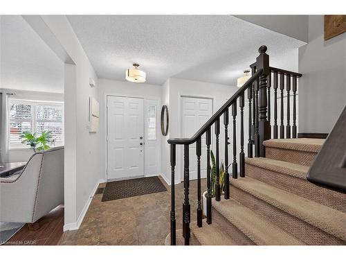 8316 Twenty Road E, Hamilton, ON - Indoor Photo Showing Other Room