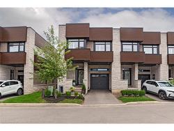 22-35 Midhurst Heights  Stoney Creek, ON L8J 0K9