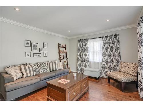 1153 Bellview Street, Burlington, ON - Indoor Photo Showing Living Room