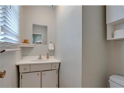 1153 Bellview Street, Burlington, ON - Indoor Photo Showing Bathroom