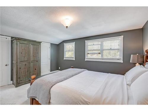 1153 Bellview Street, Burlington, ON - Indoor Photo Showing Bedroom