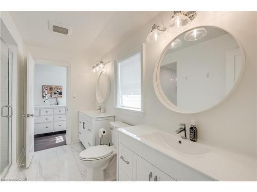 1153 Bellview Street, Burlington, ON - Indoor Photo Showing Bathroom