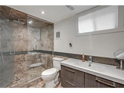 1153 Bellview Street, Burlington, ON - Indoor Photo Showing Bathroom