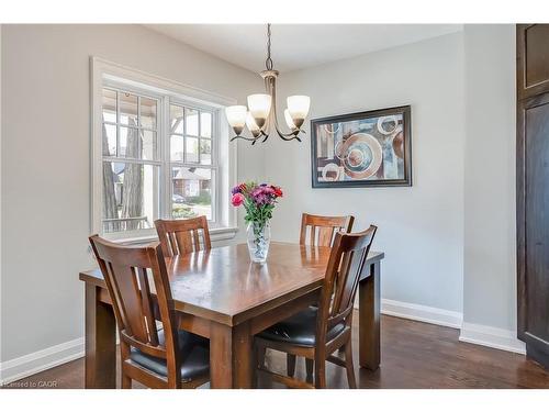 1153 Bellview Street, Burlington, ON - Indoor Photo Showing Dining Room