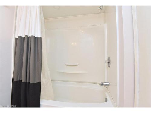 36 Kipling Road, Hamilton, ON - Indoor Photo Showing Bathroom