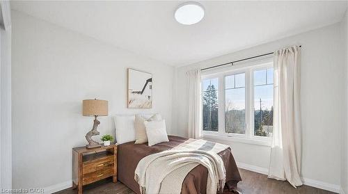 D9-24 Morrison Road, Kitchener, ON - Indoor Photo Showing Bedroom