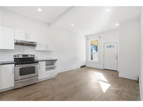 26 Murray Street W, Hamilton, ON - Indoor Photo Showing Kitchen
