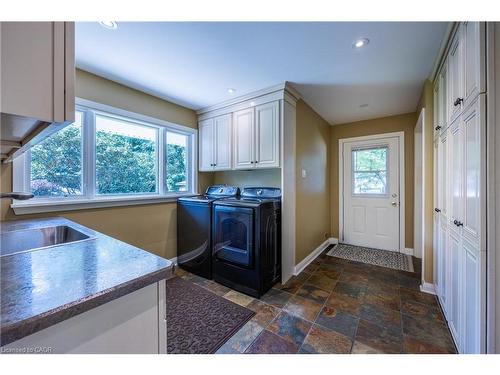 6 Summit Circle, Simcoe, ON - Indoor Photo Showing Kitchen With Double Sink