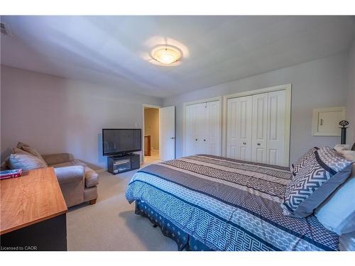 6 Summit Circle, Simcoe, ON - Indoor Photo Showing Bedroom