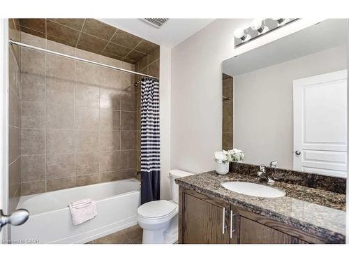238 Nashville Circle, Hamilton, ON - Indoor Photo Showing Bathroom