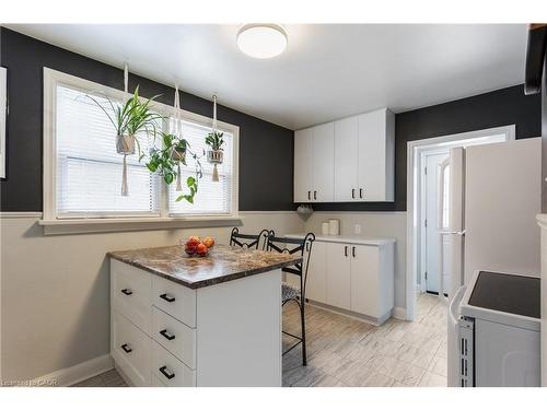 50 Columbia Street W, Waterloo, ON - Indoor