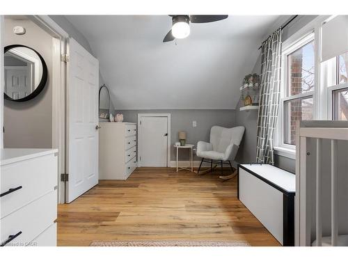 50 Columbia Street W, Waterloo, ON - Indoor Photo Showing Other Room