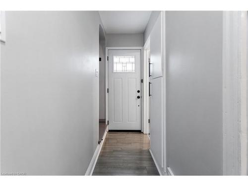 50 Columbia Street W, Waterloo, ON - Indoor Photo Showing Other Room