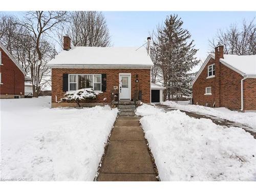 50 Columbia Street W, Waterloo, ON - Outdoor