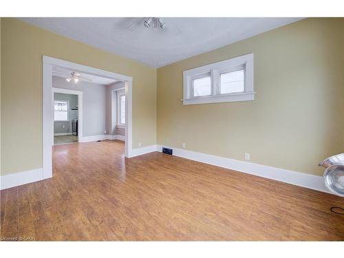 151 Courtland Avenue E, Kitchener, ON - Indoor Photo Showing Other Room