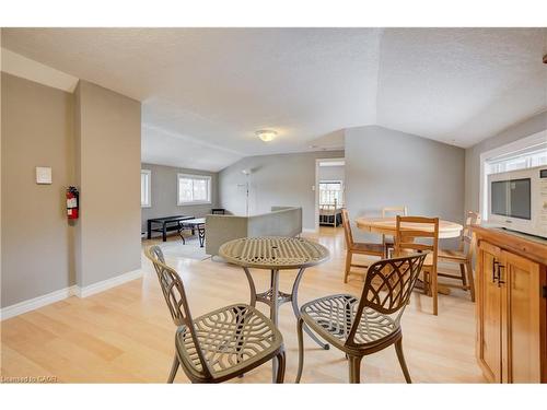 151 Courtland Avenue E, Kitchener, ON - Indoor Photo Showing Other Room