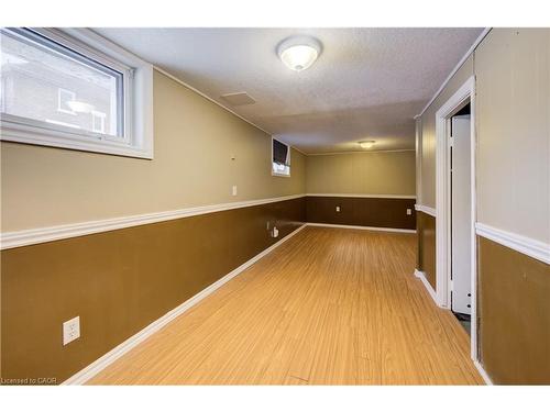 151 Courtland Avenue E, Kitchener, ON - Indoor Photo Showing Other Room