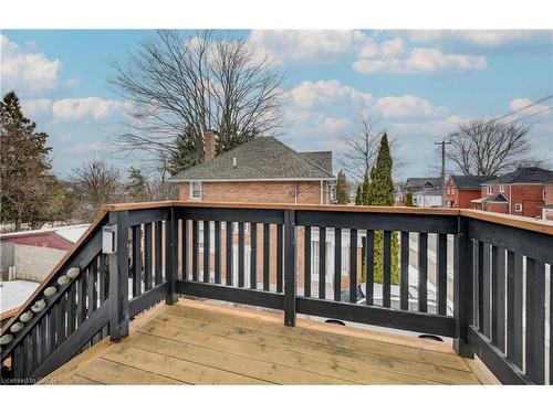 151 Courtland Avenue E, Kitchener, ON - Outdoor