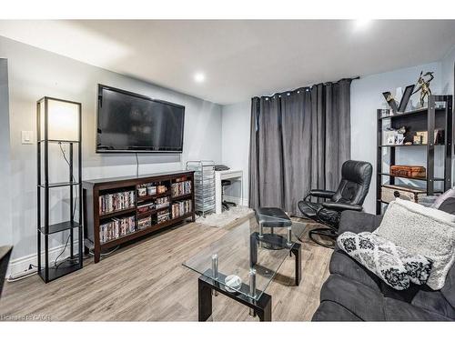 419 Talbot Street, Hamilton, ON - Indoor