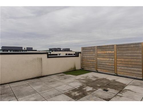 815-1133 Cooke Boulevard, Burlington, ON - Outdoor